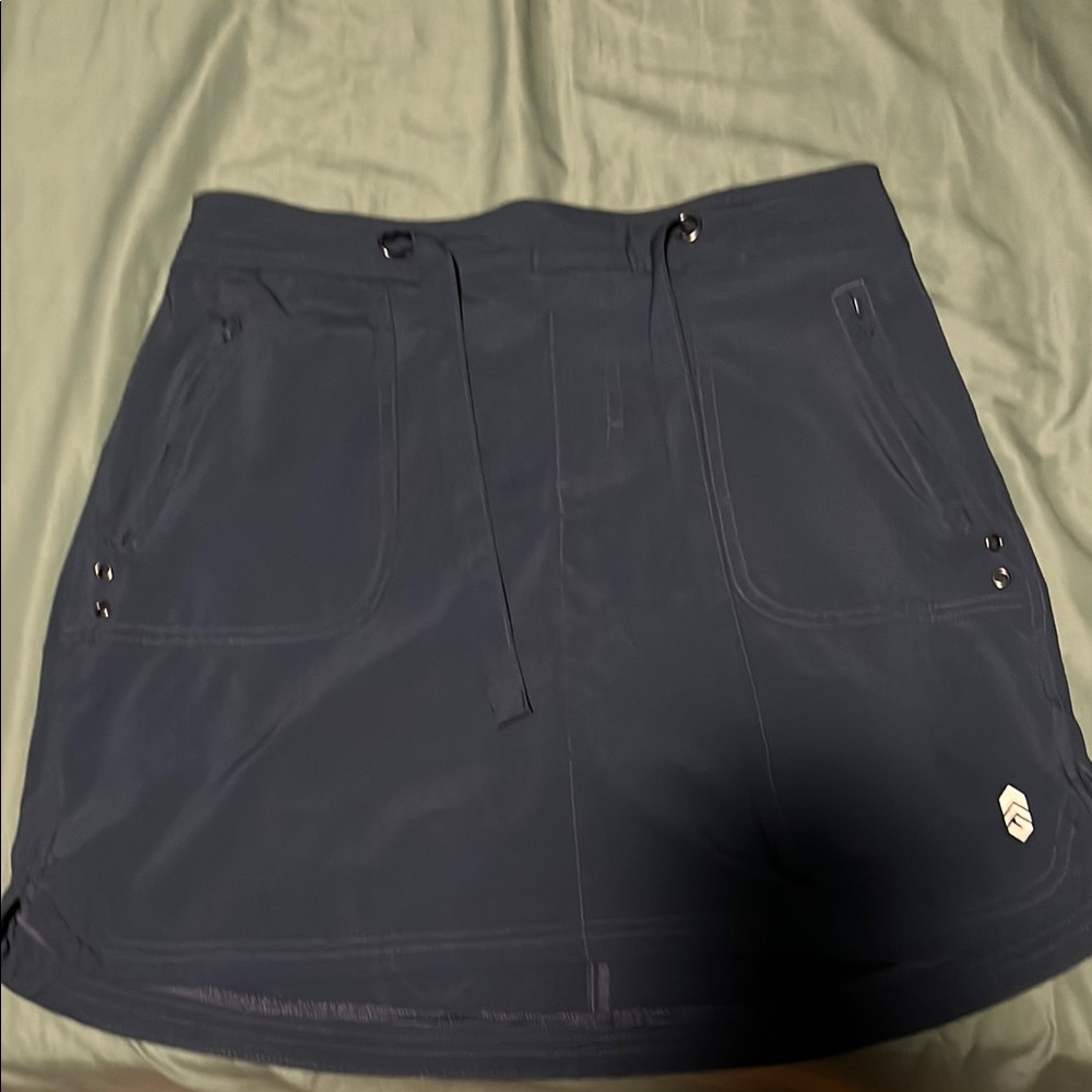 Free Country Blue Skorts with Tailored Design